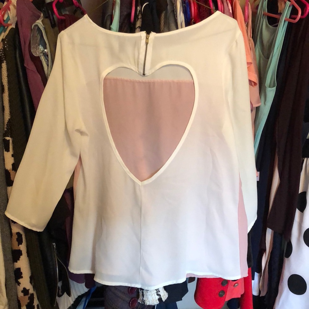 Heart cut out back blouse! 💕💕💕